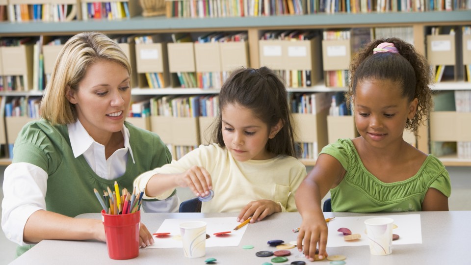 Frühe Bildung – Themenbild