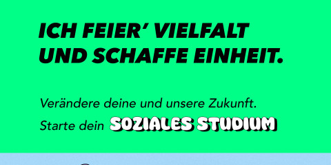 Zu sehen ist eins unsere Kampagnenvorbilder. Sie schaut in die Kamera, um sie herum ist ein Kreis aus vielen bunten Stickern. Über ihr steht "#WhatTheFuture. Ich feier' Vielfalt und schaffe Einheit. Verändere deine und unsere Zukunft. Starte dein soziales Studium.""